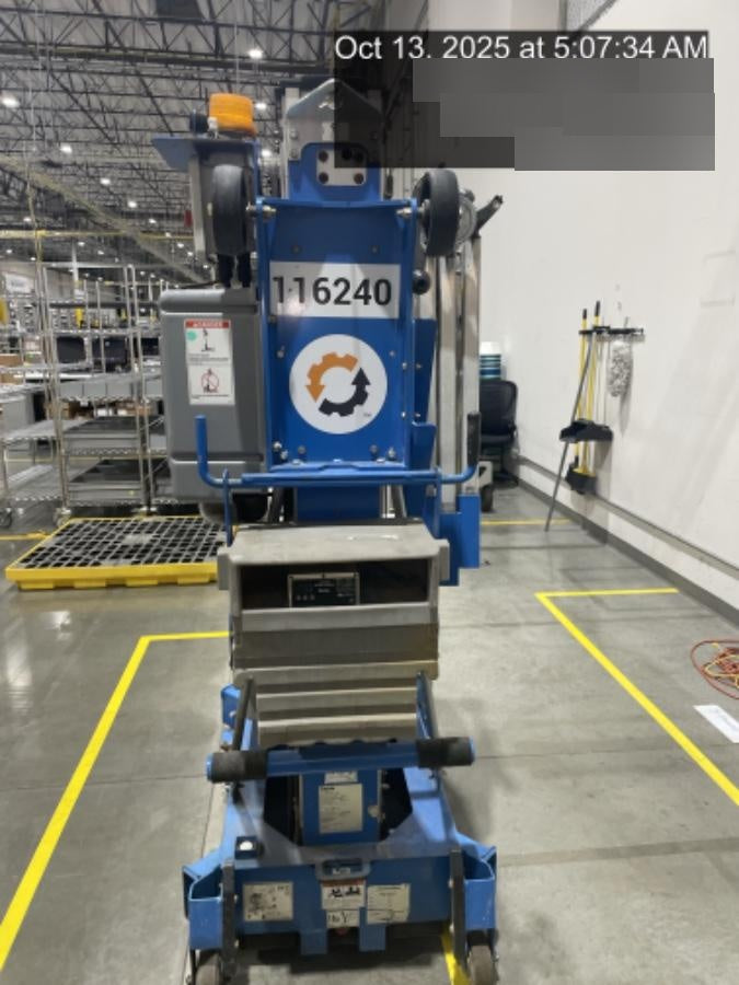 2020 GENIE AWP-30S