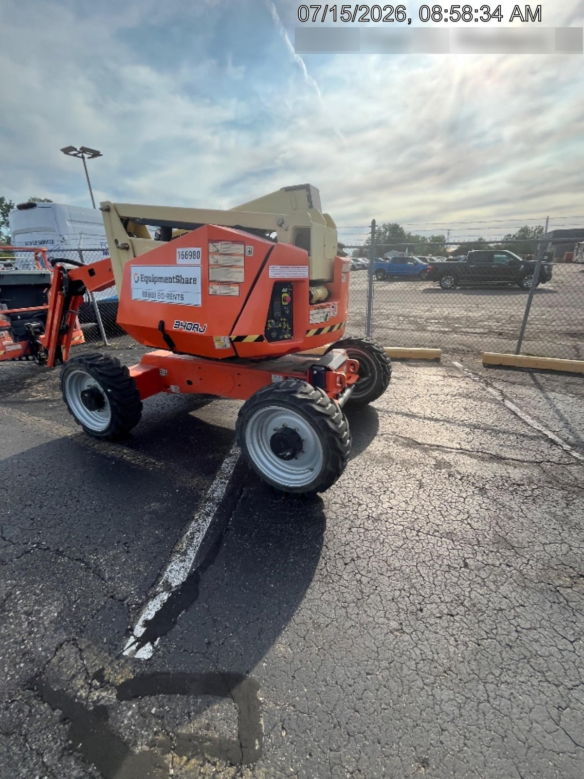 2021 JLG 340AJ
