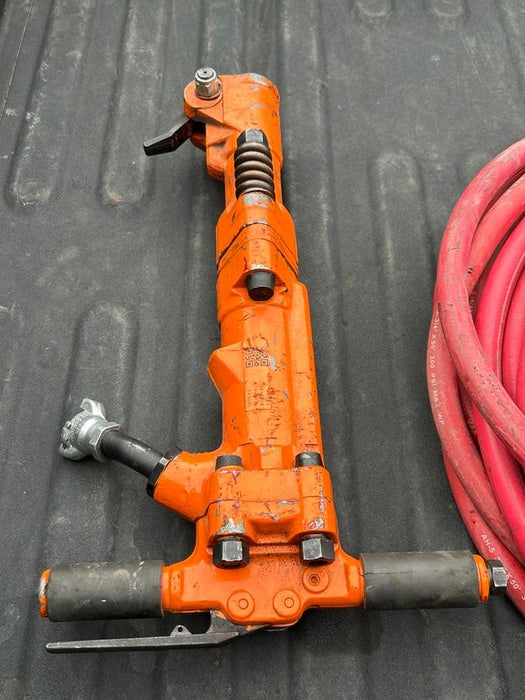 2023 MICHIGAN PNEUMATIC ES-TPB60-118-TRACKER