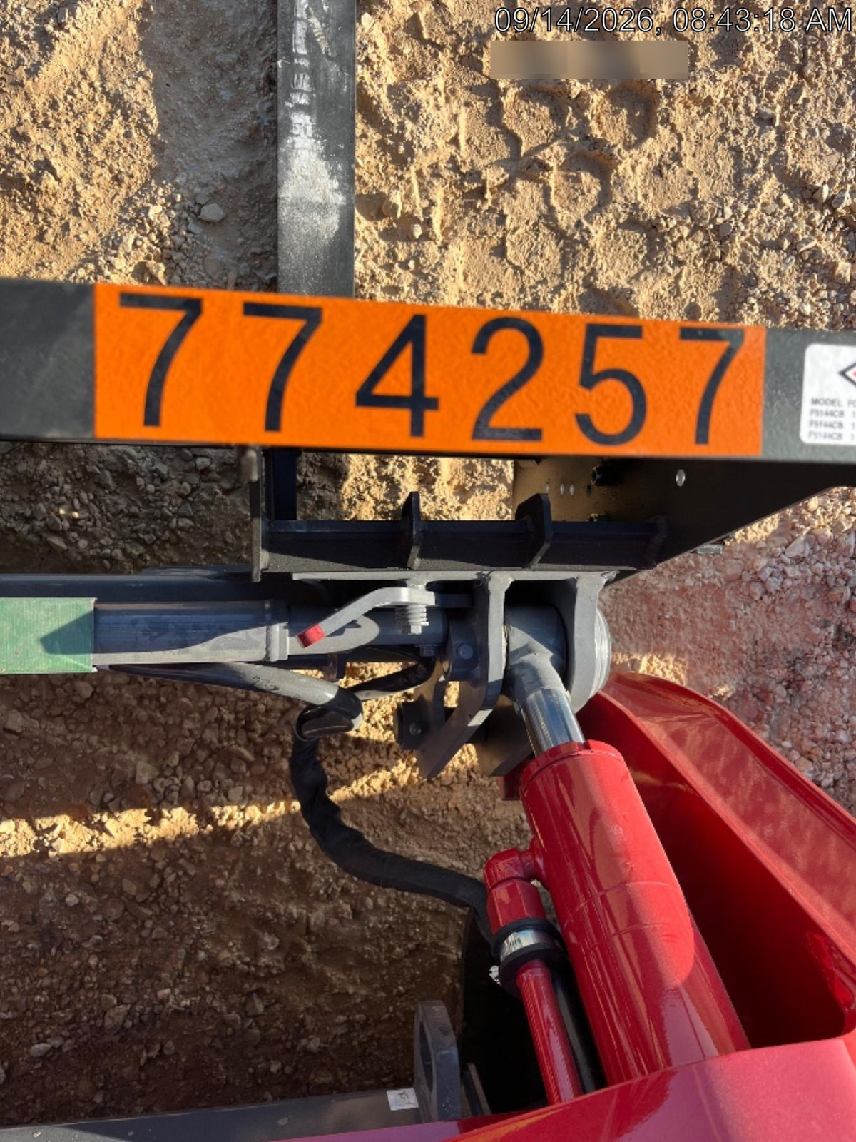 2026 ARROW MATERIAL HANDLING 72" Pallet Forks - Arrow