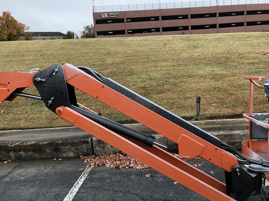 2018 JLG 600AJ
