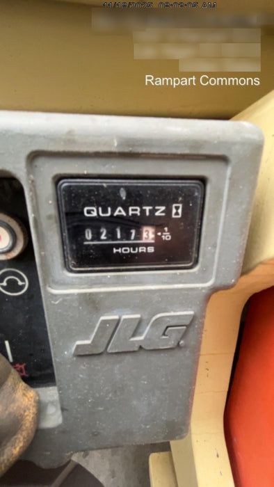 2016 JLG 1930ES Standard Options