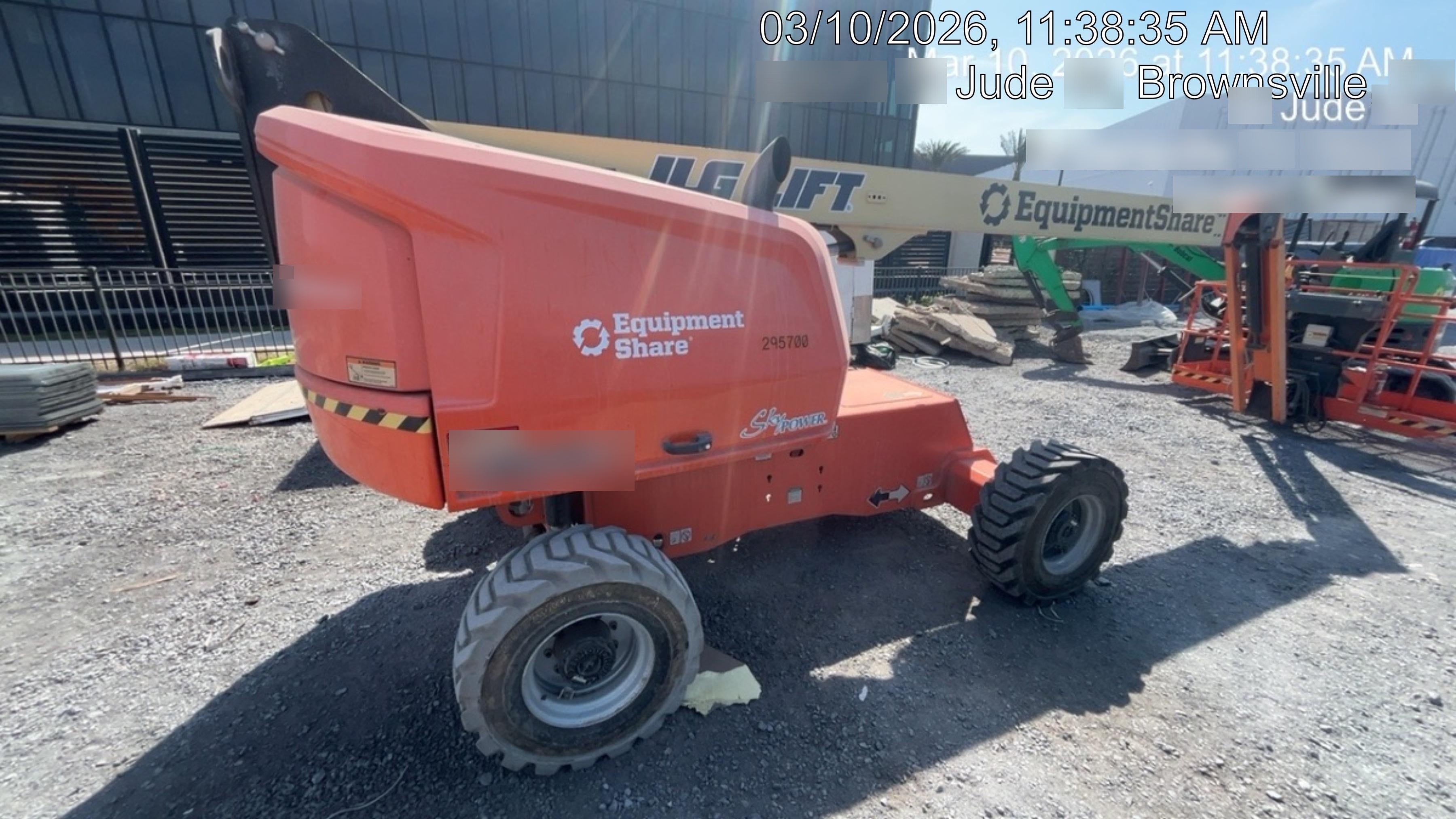 2023 JLG 460SJ