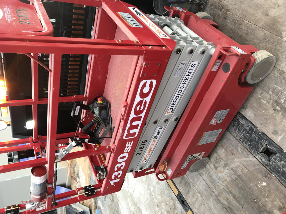 2019 MEC 1330SE MEC 1330SE w/ES Track Hardware, Full Extended 2 Year Warranty
