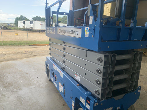 2020 Genie GS-3232 Standard, Folding half height swing gate