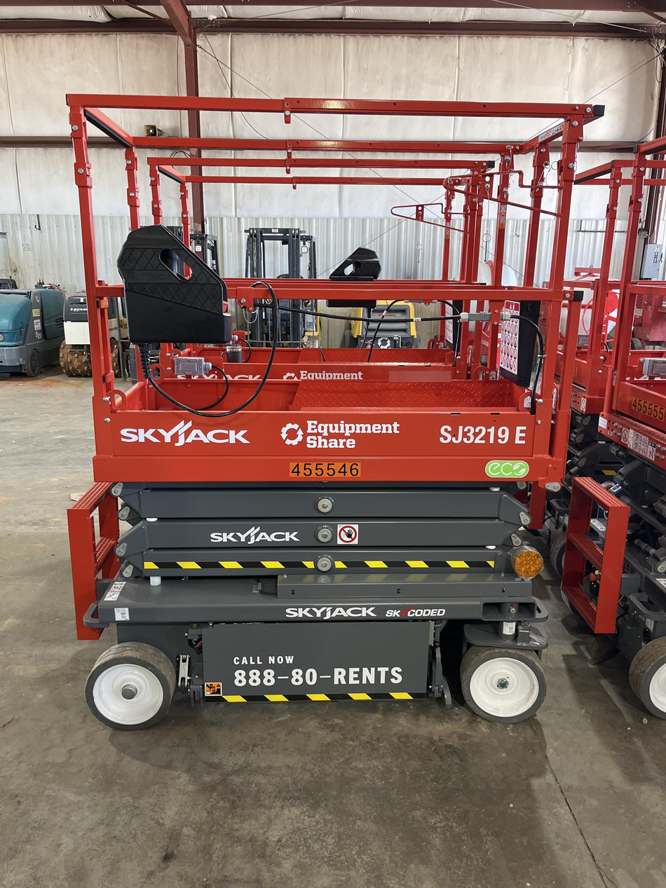 2024 Skyjack SJ3219 Electric Drive, Sld NM Tires, DBcns, RFRails, Power to Platform, T3 + Access Control