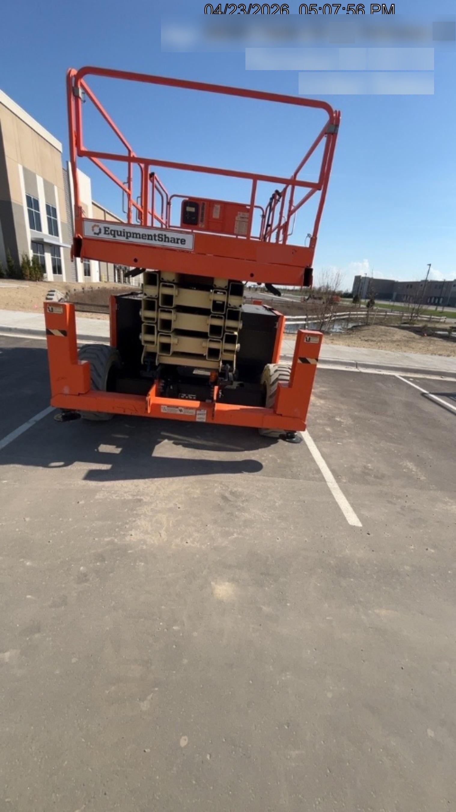 2019 JLG 430LRT