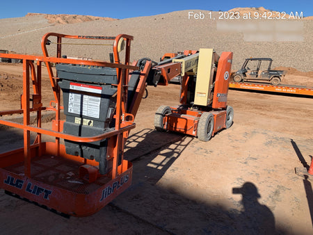 2020 JLG E300AJP