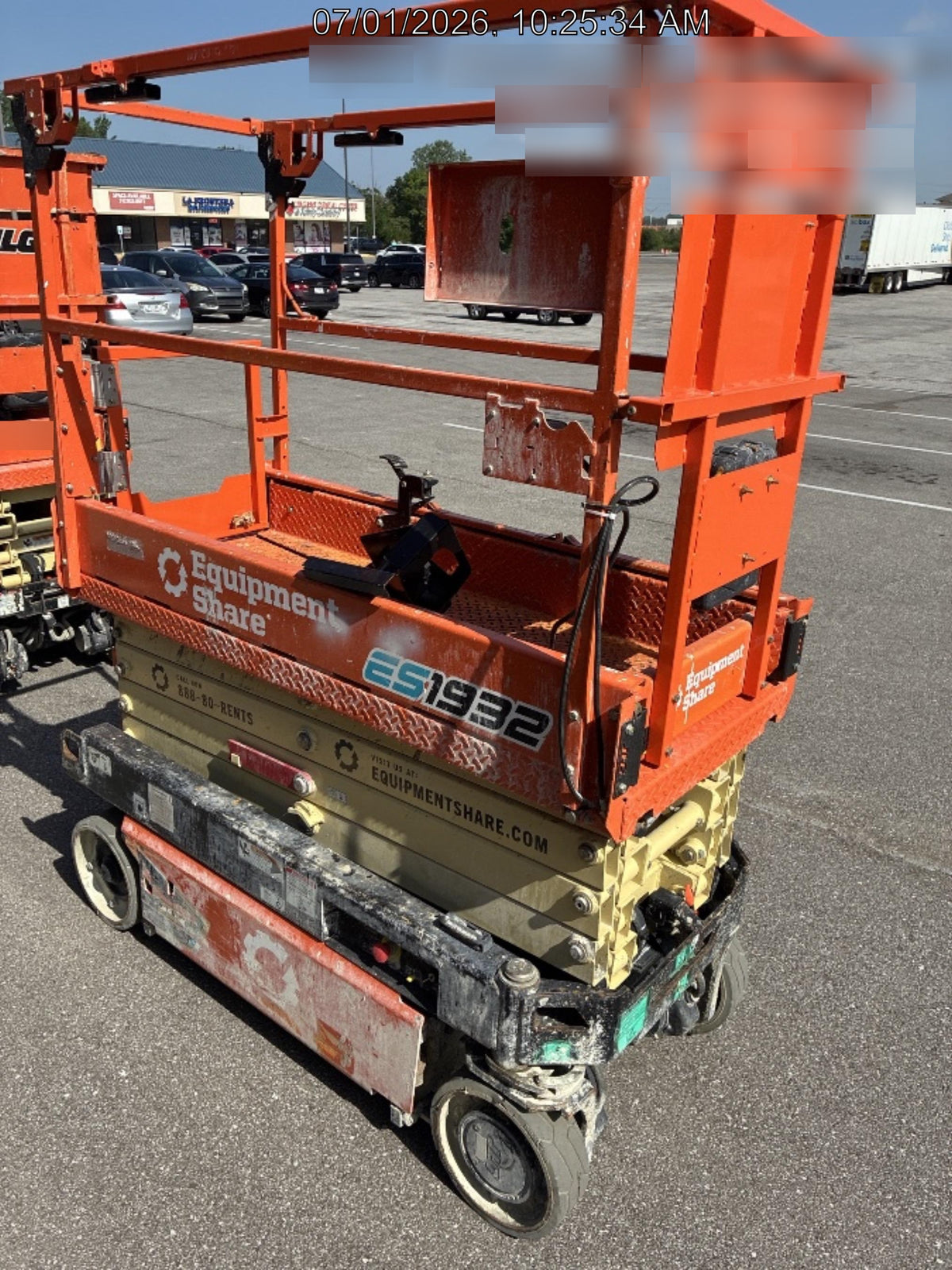 2022 JLG ES1932