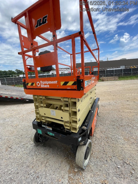 2022 JLG ES3246