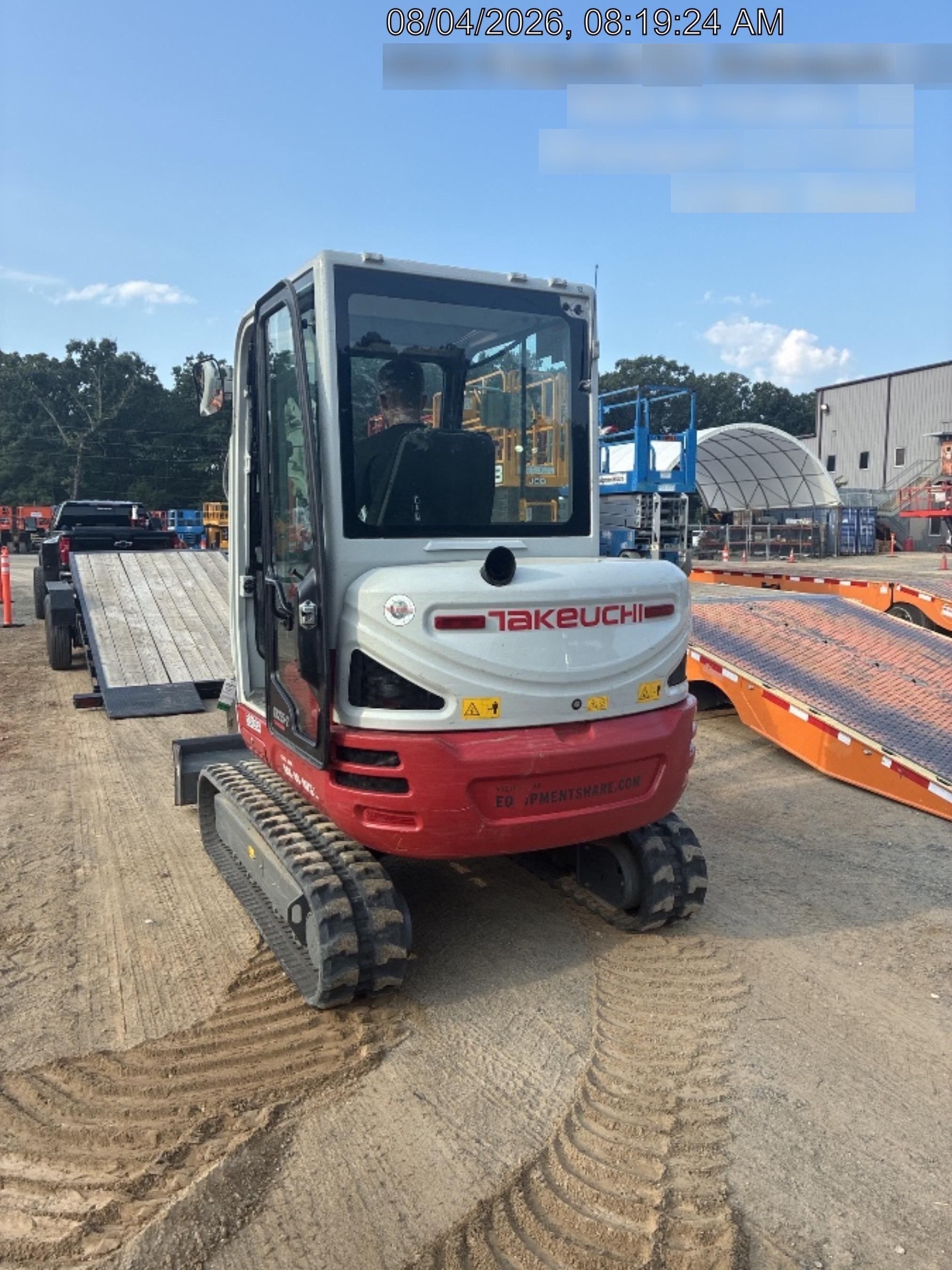2025 TAKEUCHI TB235-2CR