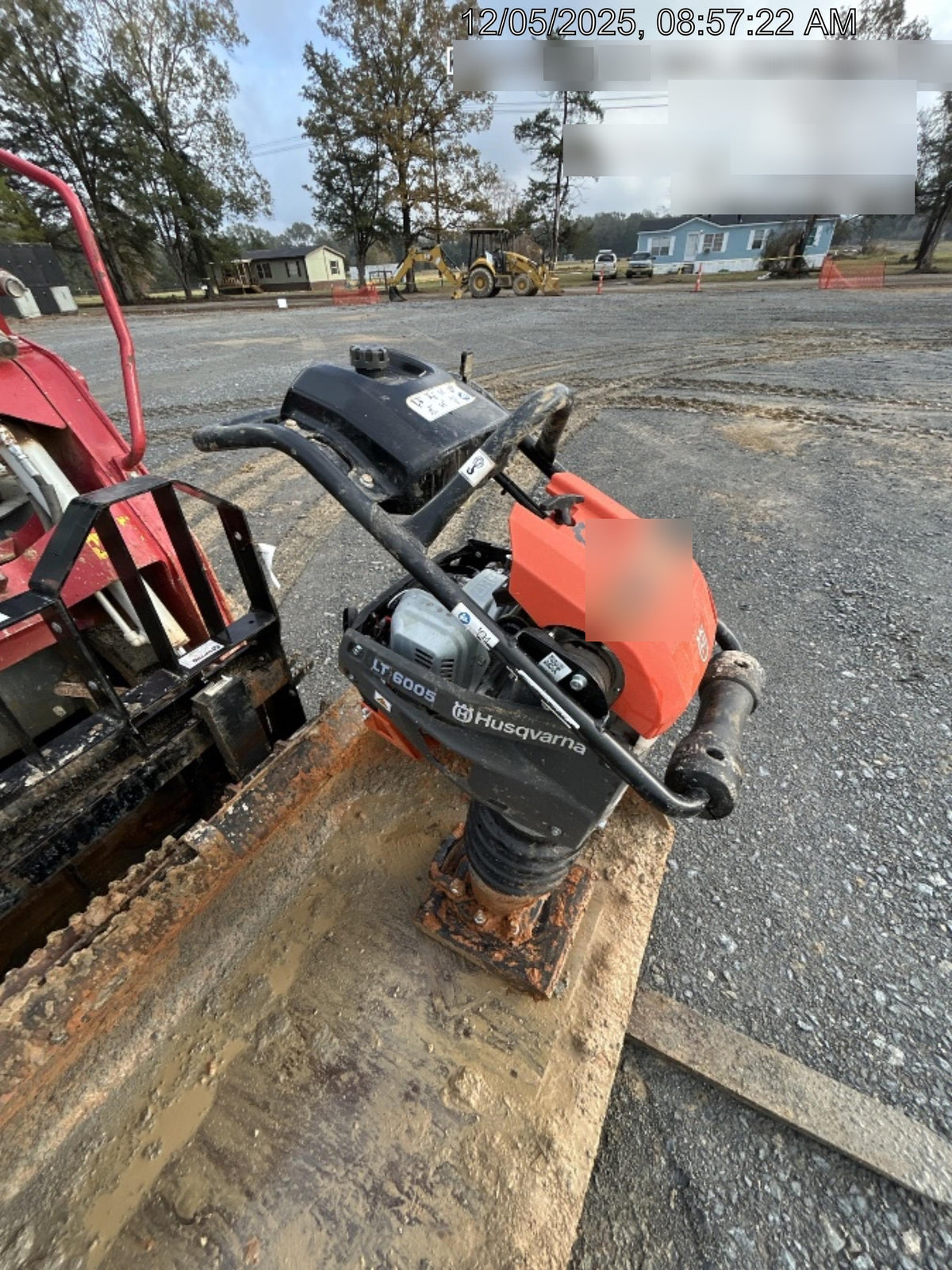 2025 HUSQVARNA LT6005