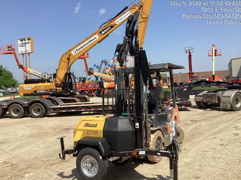 2022 Allmand NLV3GR (4) LED Light Fixture 350W, 23' Vertical Mast, 3kW Prime, Towable, Deep Sea L401, Leveling Jacks, Yanmar T4F 5.8hp