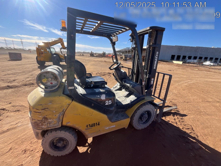 2021 KOMATSU FG25T-16