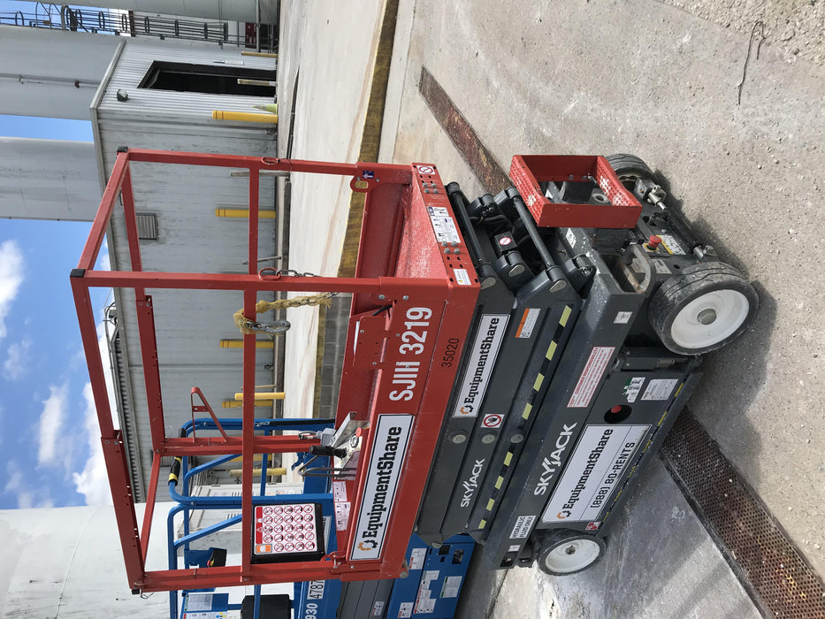 2019 Skyjack SJIII-3219 Standard Options, Trojan Batteries