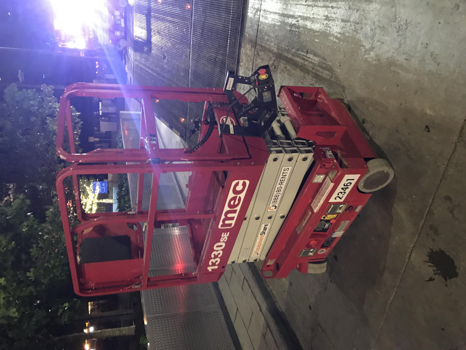 2019 MEC 1330SE MEC 1330SE w/ES Track Hardware, Full Extended 2 Year Warranty