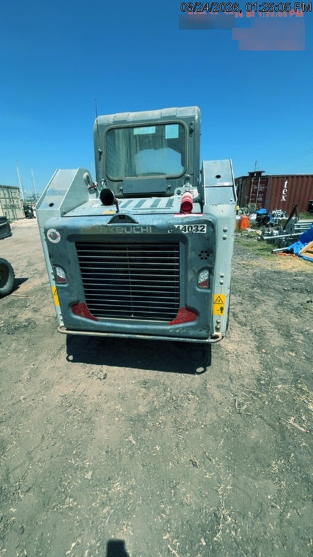 2023 TAKEUCHI TL8R2-CR