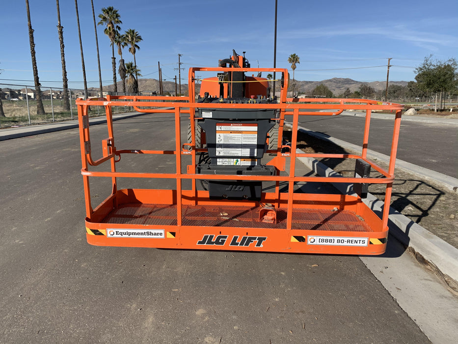 2021 JLG 660SJ