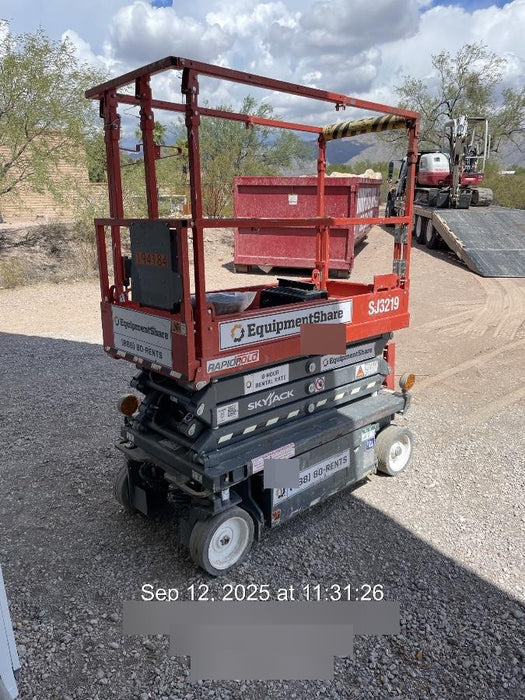 2021 SKYJACK SJ3219