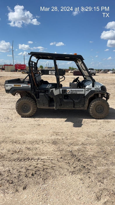 2022 Kawasaki Mule PRO-DXT Standard Options, Backup Alarm, Beacon, Plastic Hard Top, Poly Windshield, Horn Kit
