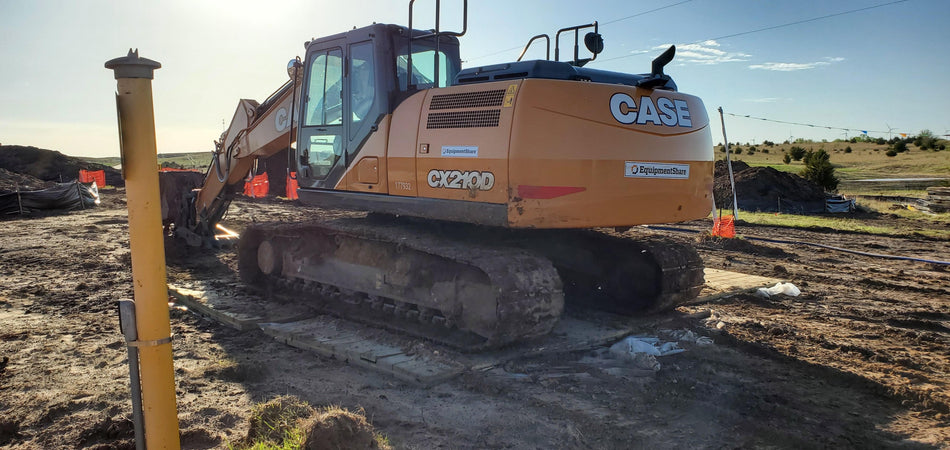 2021 CASE CX210D