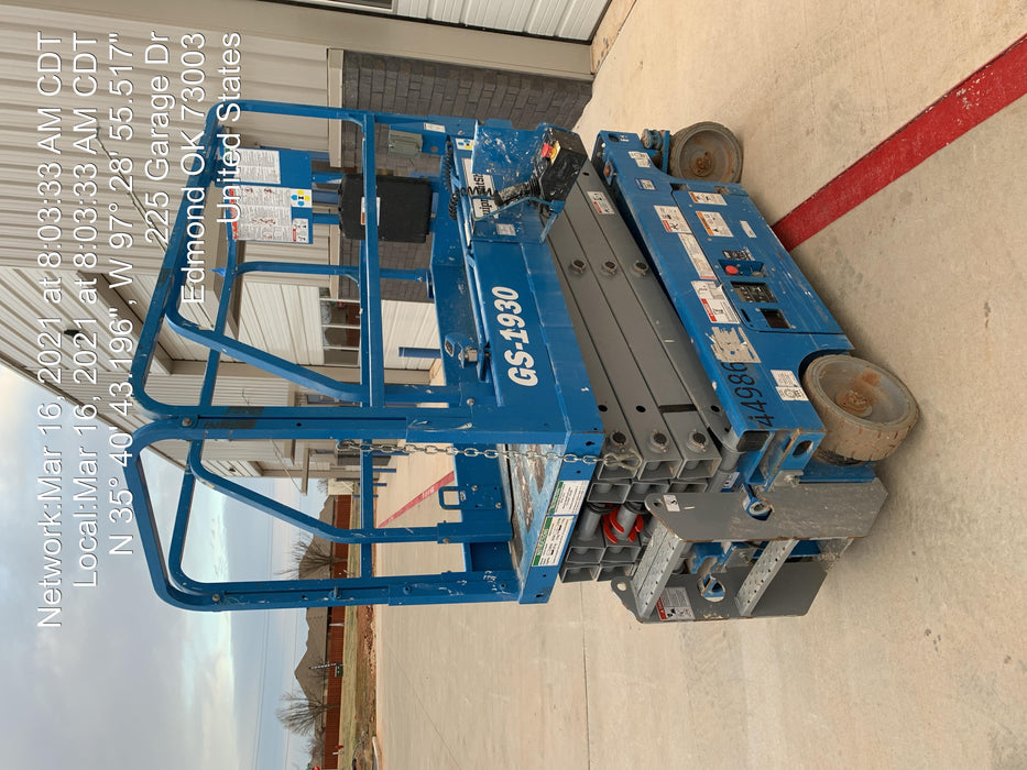 2019 Genie GS-1930 Fixed rails with chain Entry