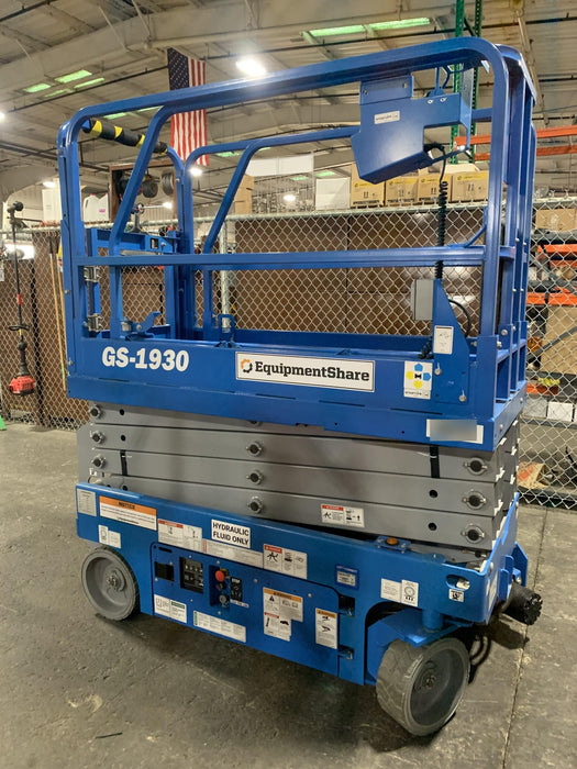 2019 Genie GS-1930 Half Height Swing Gate, 800W Inverter