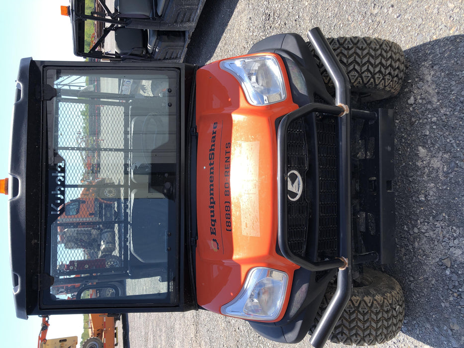 2019 Kubota RTVX900WH 4wd Utility Cart, 2 Seat, Diesel, LED Strobe, Windshield Tempered Glass, Plastic Canopy, Wire Harness Kit, Backup Alarm