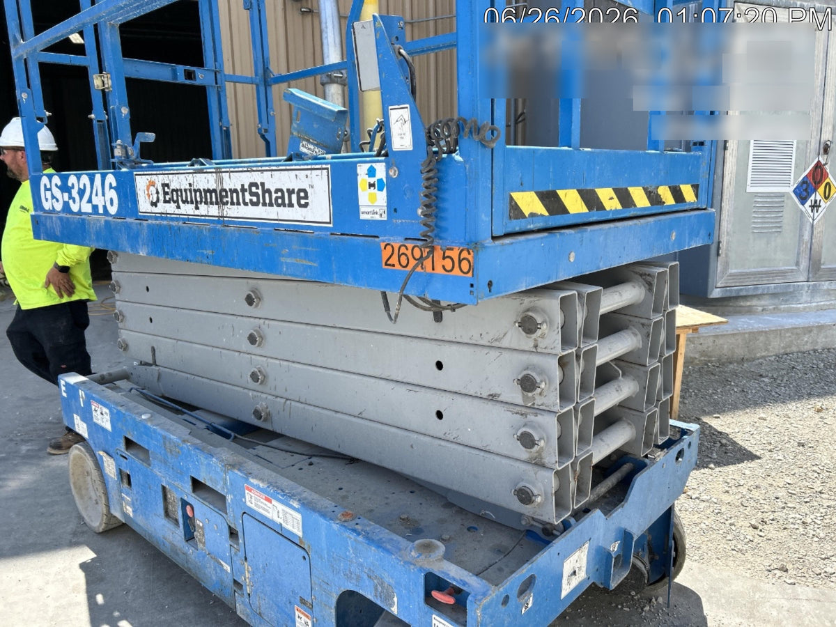 2022 GENIE GS-3246