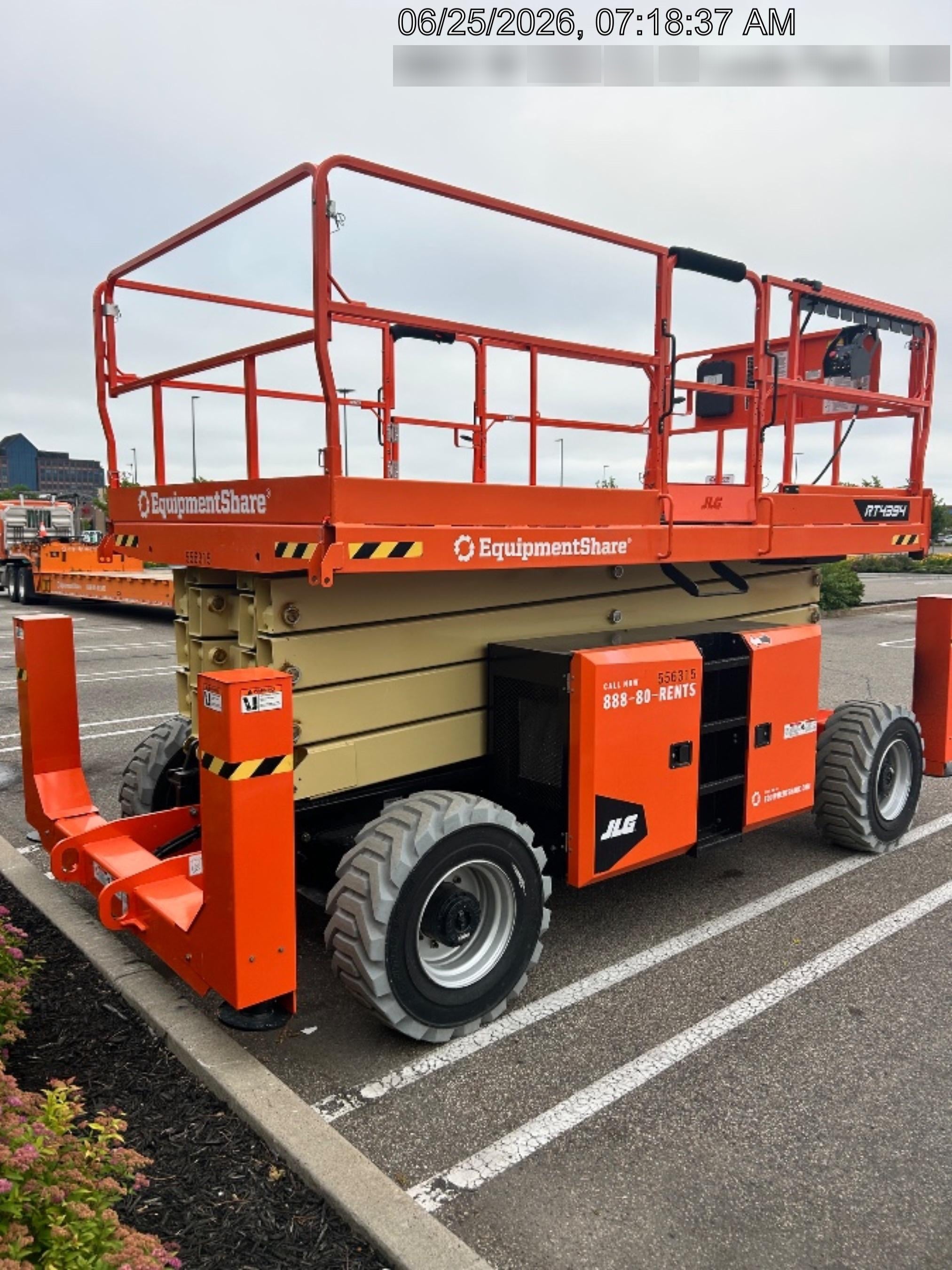 2025 JLG RT4394