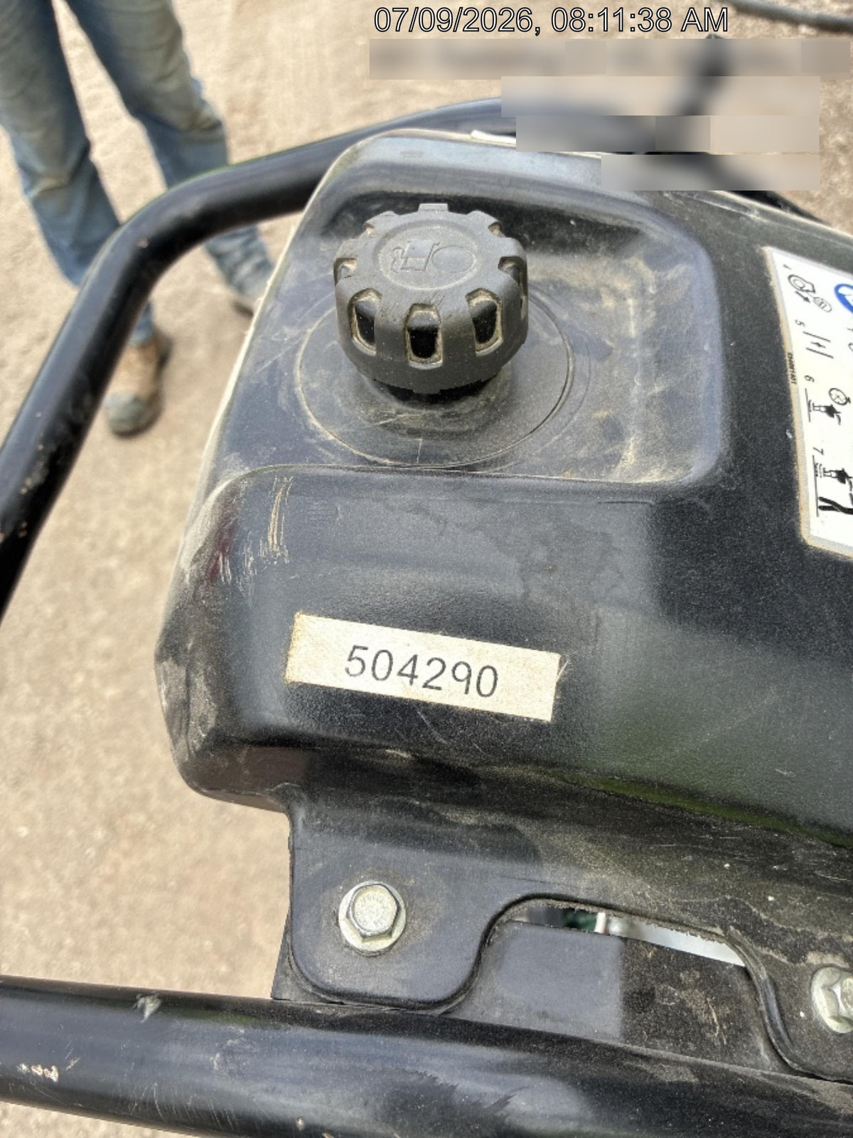 2025 HUSQVARNA LT6005