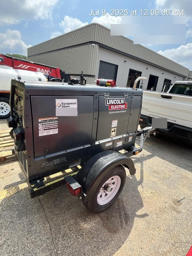 2024 Lincoln Electric Dual Maverick 200/200X Ready Pak 3, Includes Trailer, Cable Rack, Fender Light Kit K4382-1-RP3