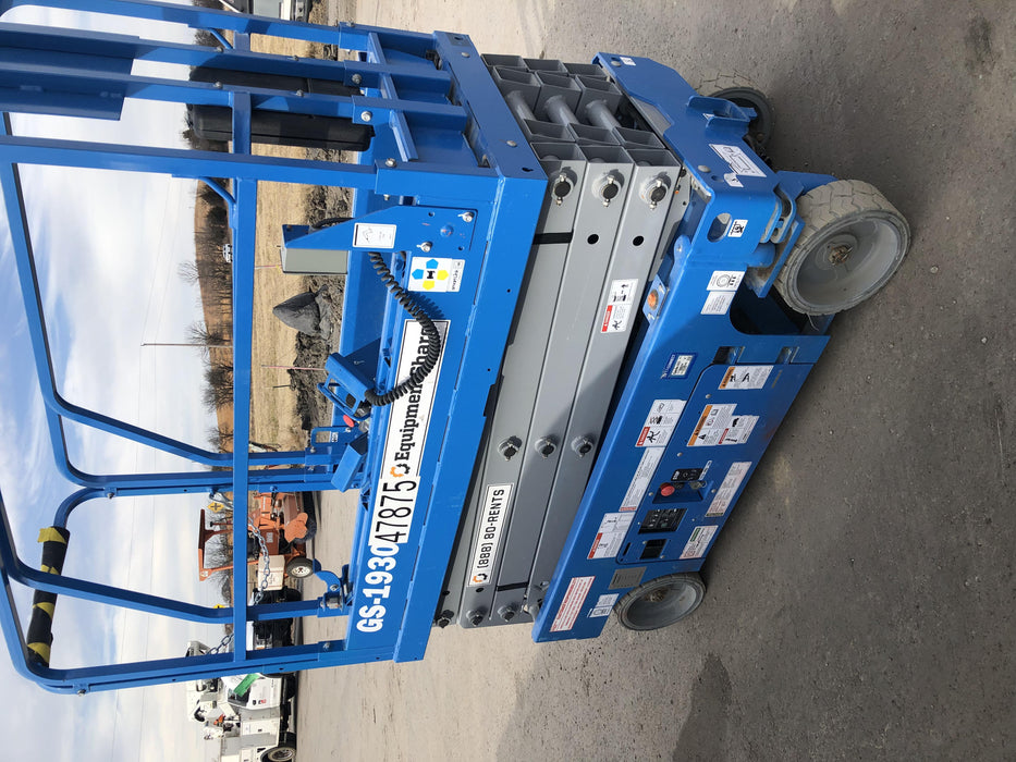 2019 Genie GS-1930 Fixed Rails with Chain Entry