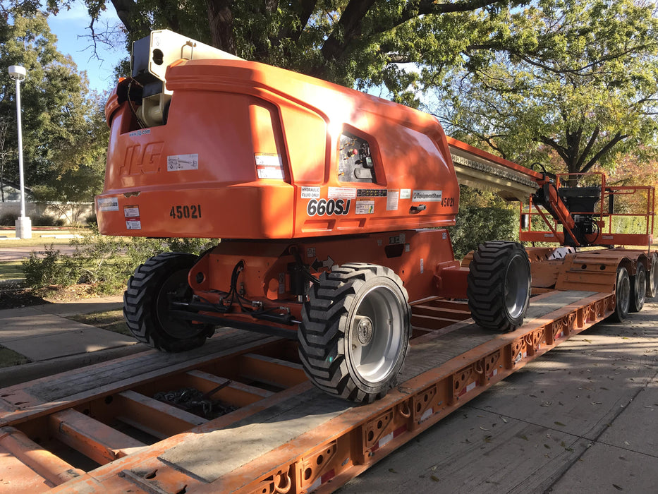 2019 JLG 660SJ