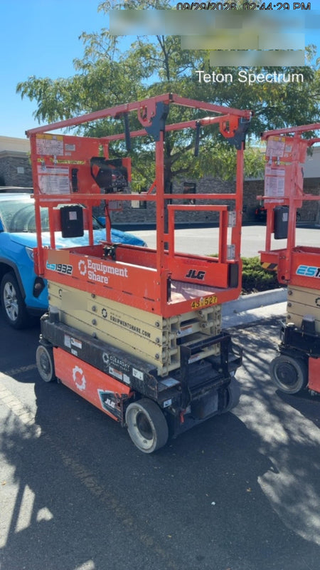 2024 JLG ES1932