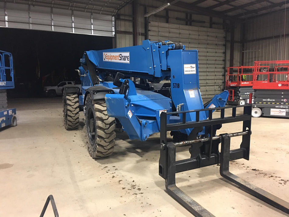 2017 GENIE GTH-1056