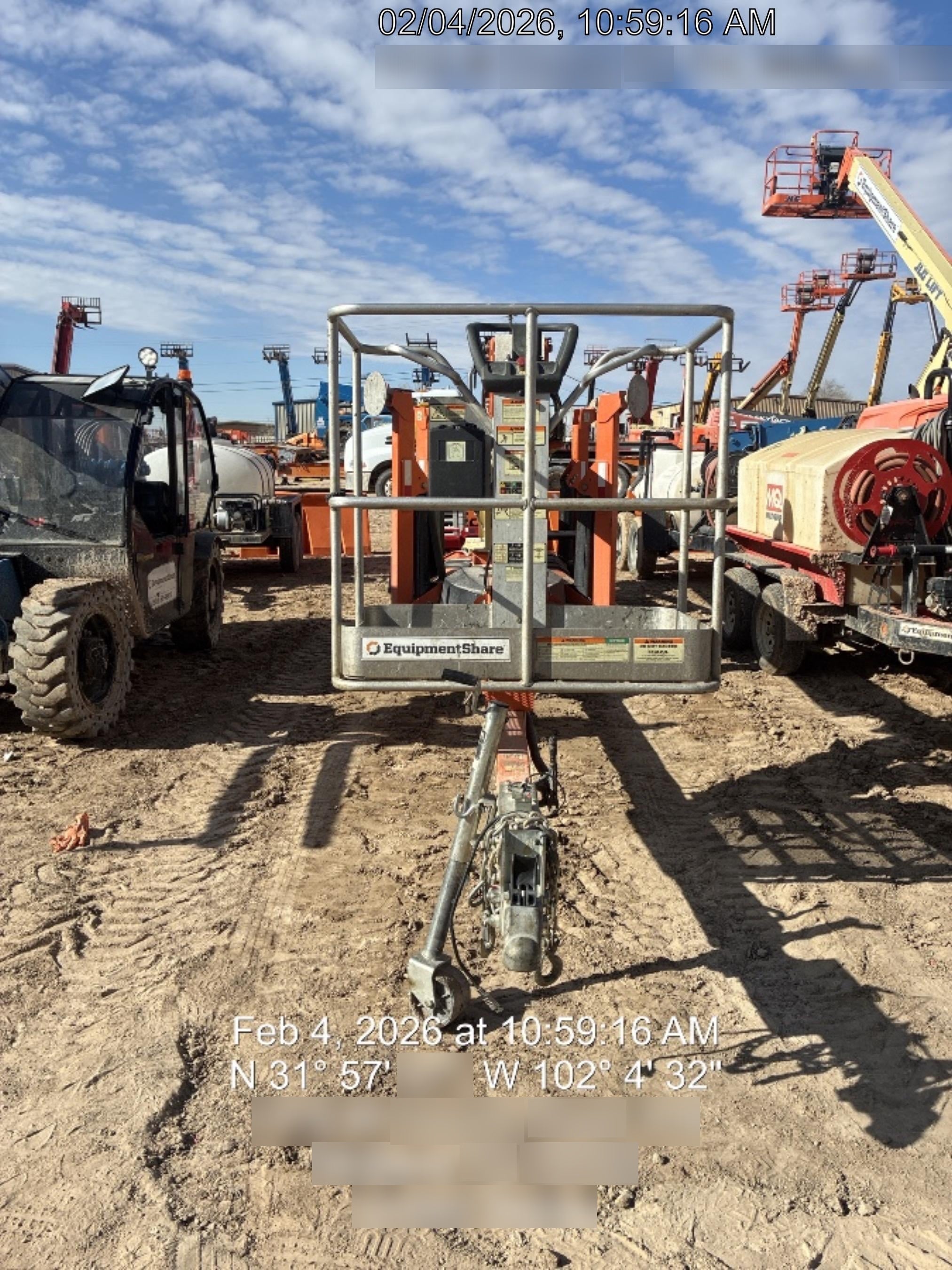 2022 JLG T500J