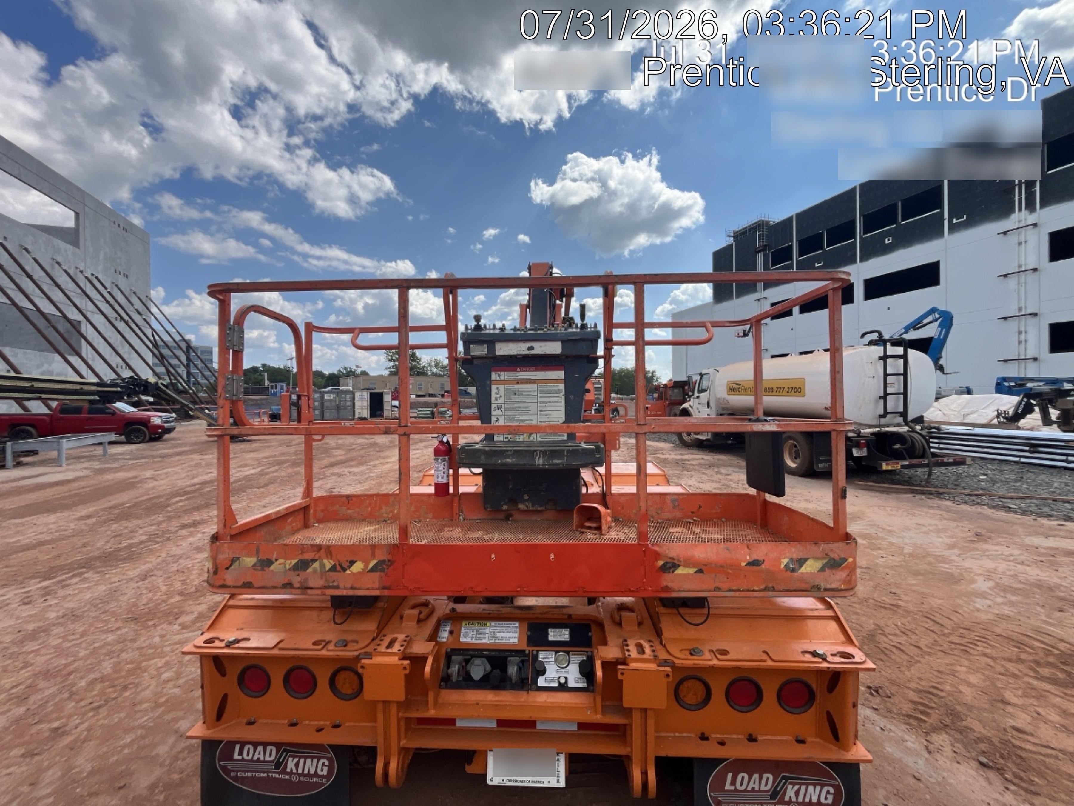 2022 JLG 860SJ