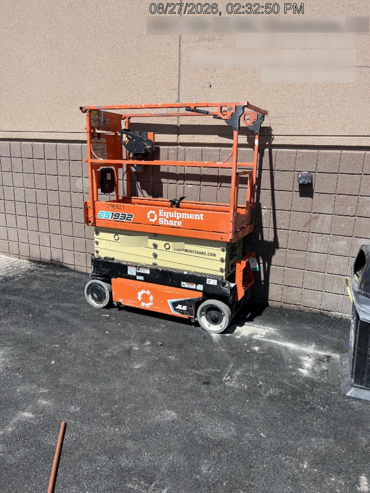 2023 JLG ES1932