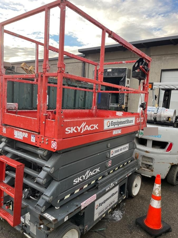 2021 SKYJACK SJ4732
