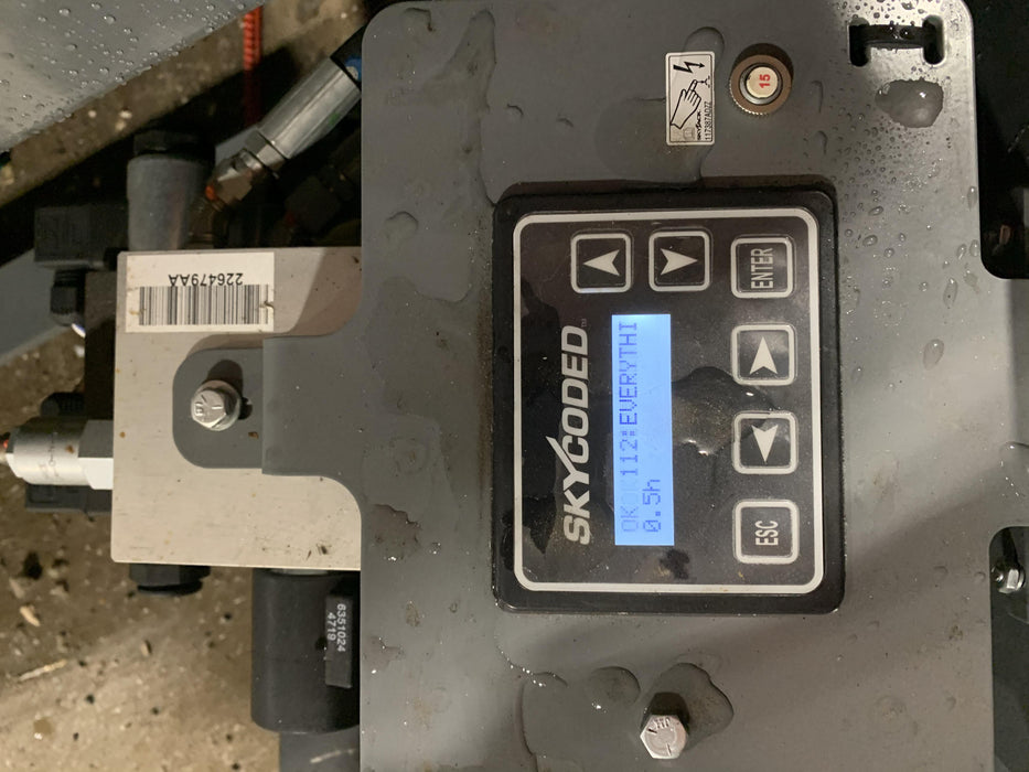 2020 Skyjack SJIII-3219 Solid NM Tires, Half height spring hinged entry gate, Dual Beacons, 800W Inverter