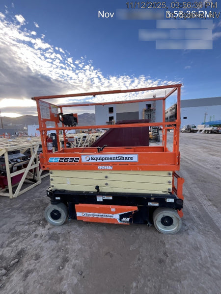 2022 JLG ES2632