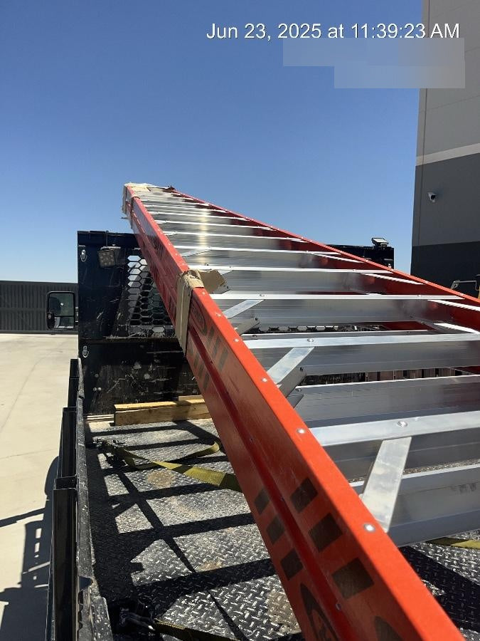 2025 WERNER T7420