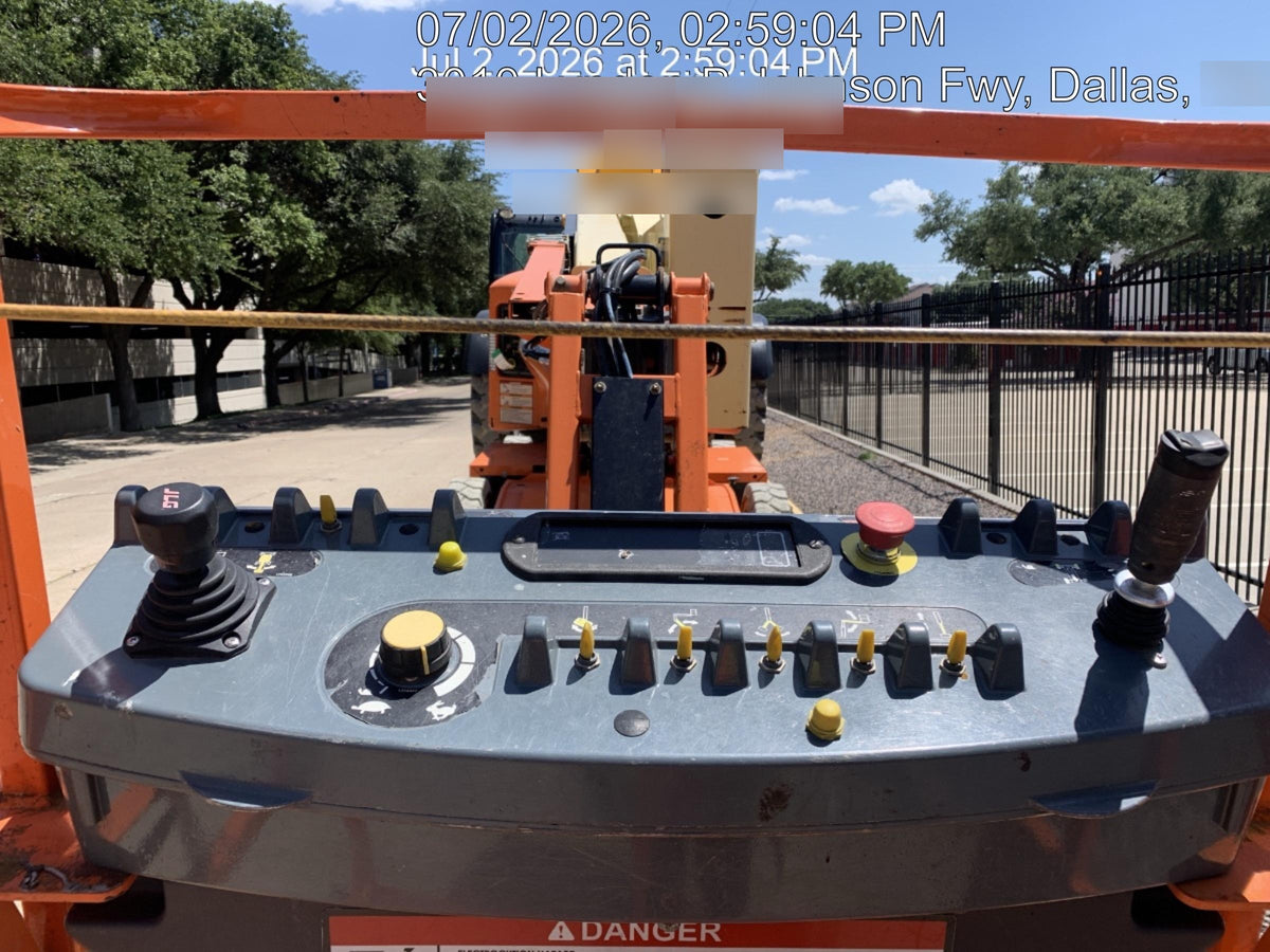 2019 JLG E400AJPN