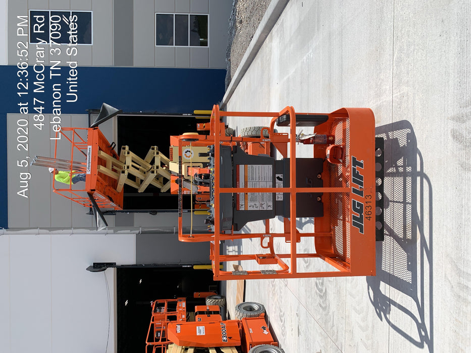 2019 JLG E300AJP