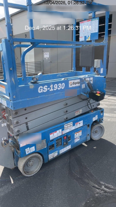 2020 Genie GS-1930 Solid Non Marking Tires, Beacon, Folding rails with half height swing gate