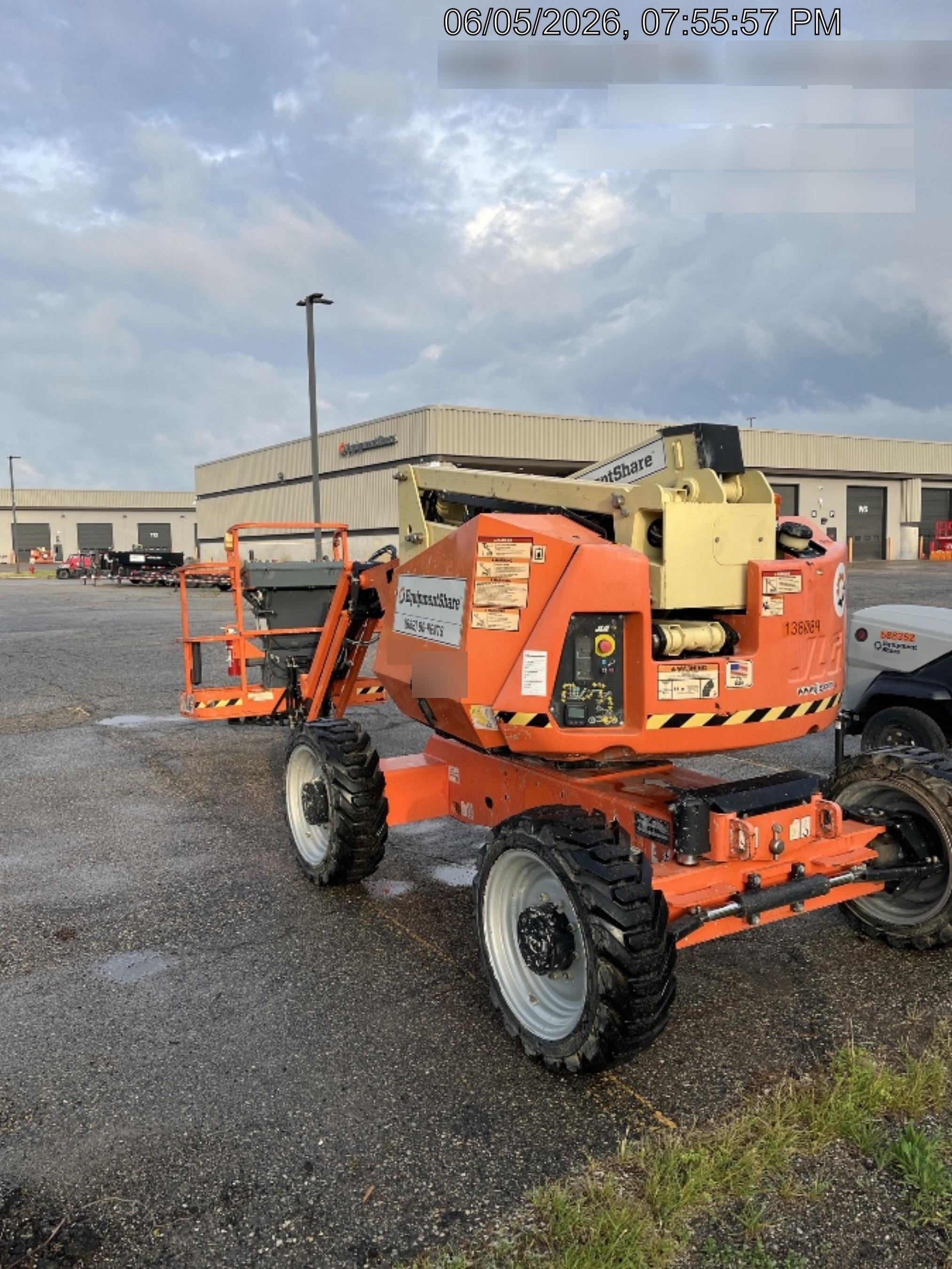 2021 JLG 340AJ