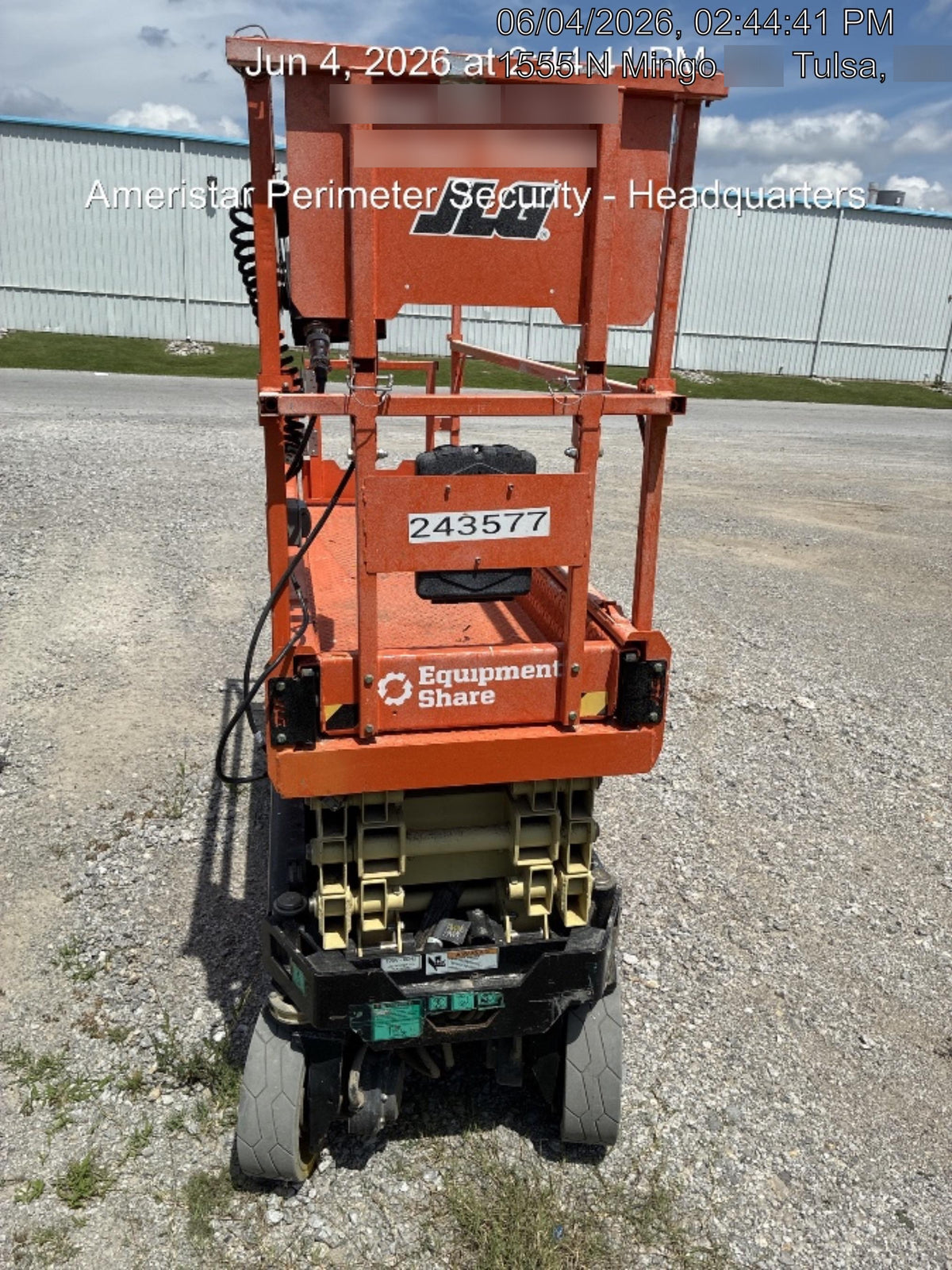 2022 JLG ES2632