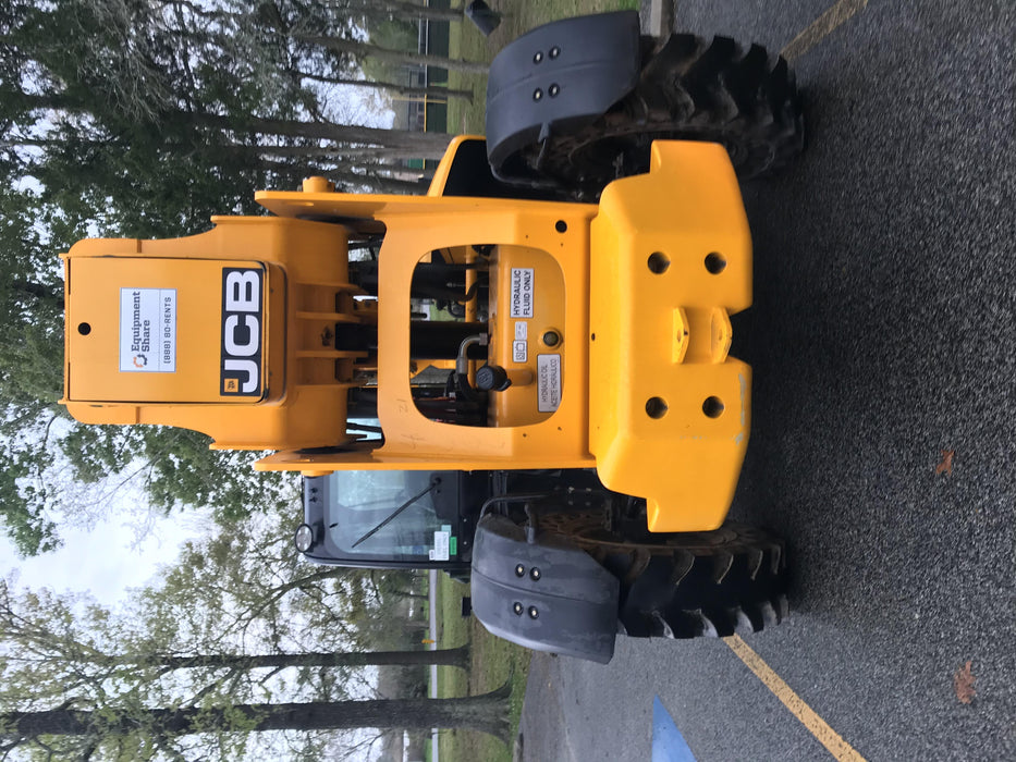 2019 JCB 512-56 Enclosed Cab, 109 HP, Solid Tires, Worklights, Beacon, Aux Hydraulics, Lifting Eye w/60" Carriage/60" Forks