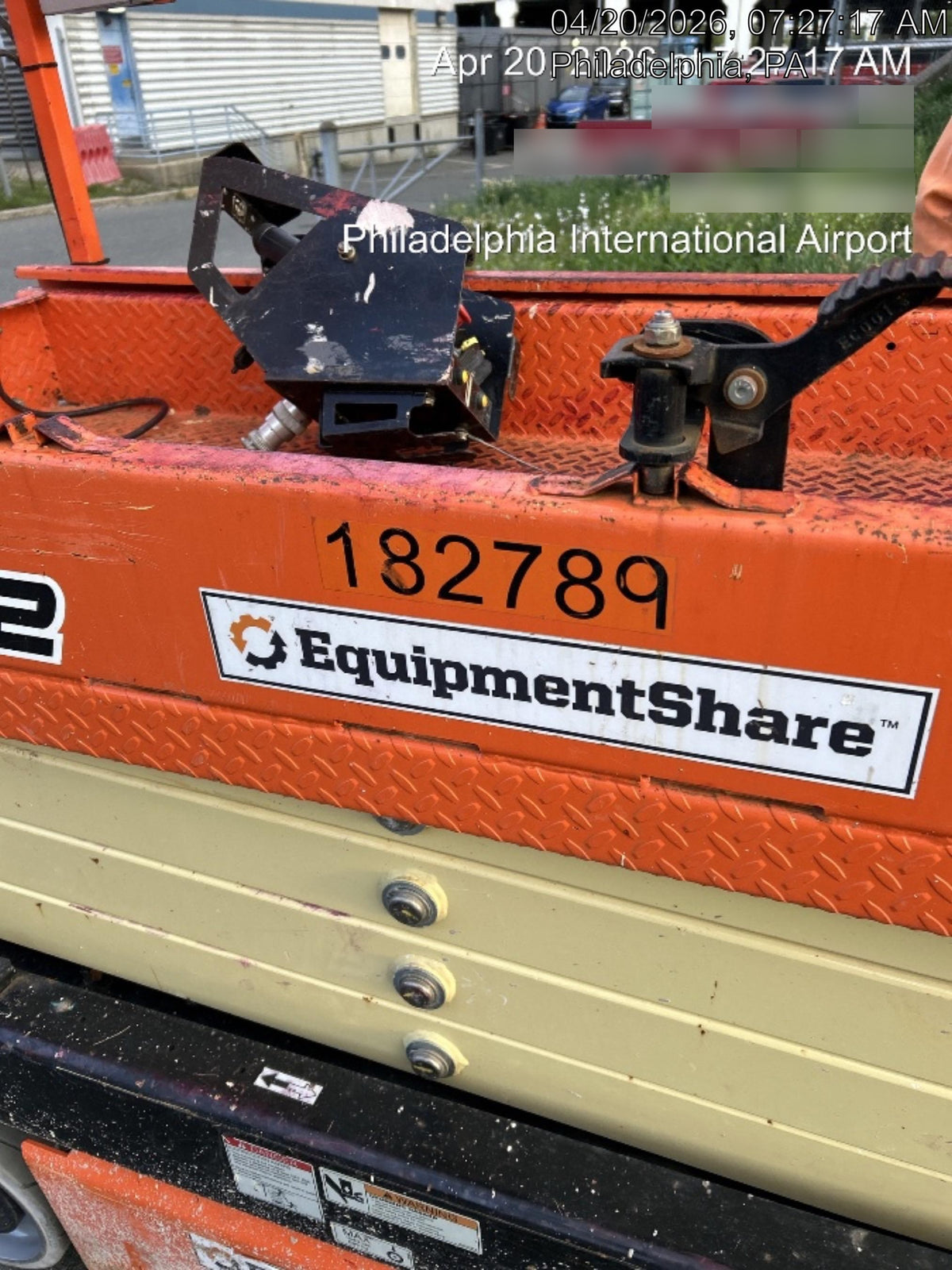 2021 JLG ES1932